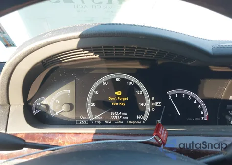 2012 Mercedes-Benz S 550 4Matic z USA, uszkodzony, nr VIN WDDNG9EB8CA428872